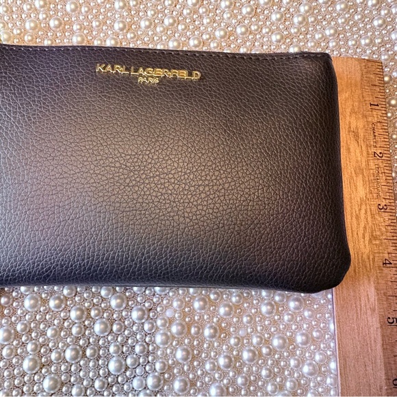 Karl Lagerfeld black leather zippered wristlet. NWT❣️ - Picture 6 of 7
